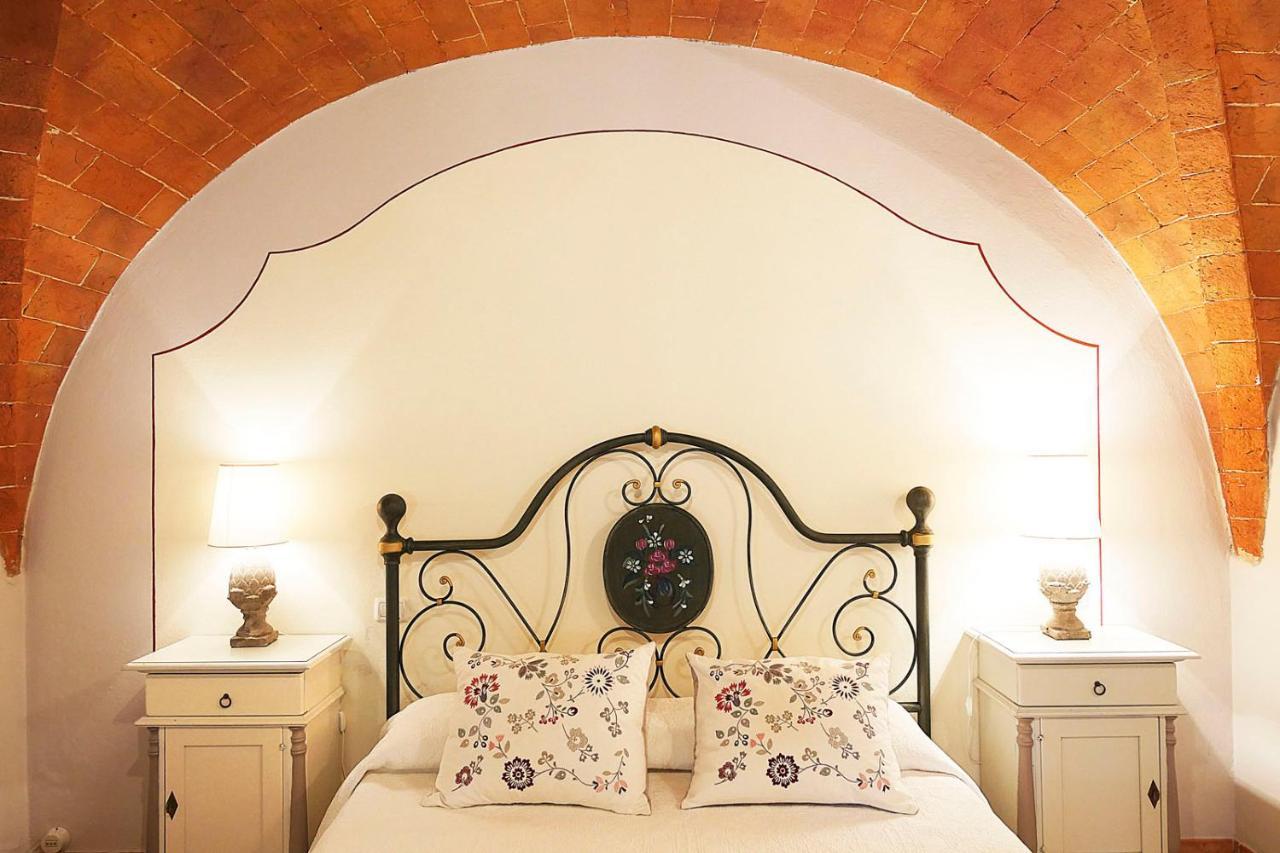 Agriturismo Le Vallette Биббона Экстерьер фото