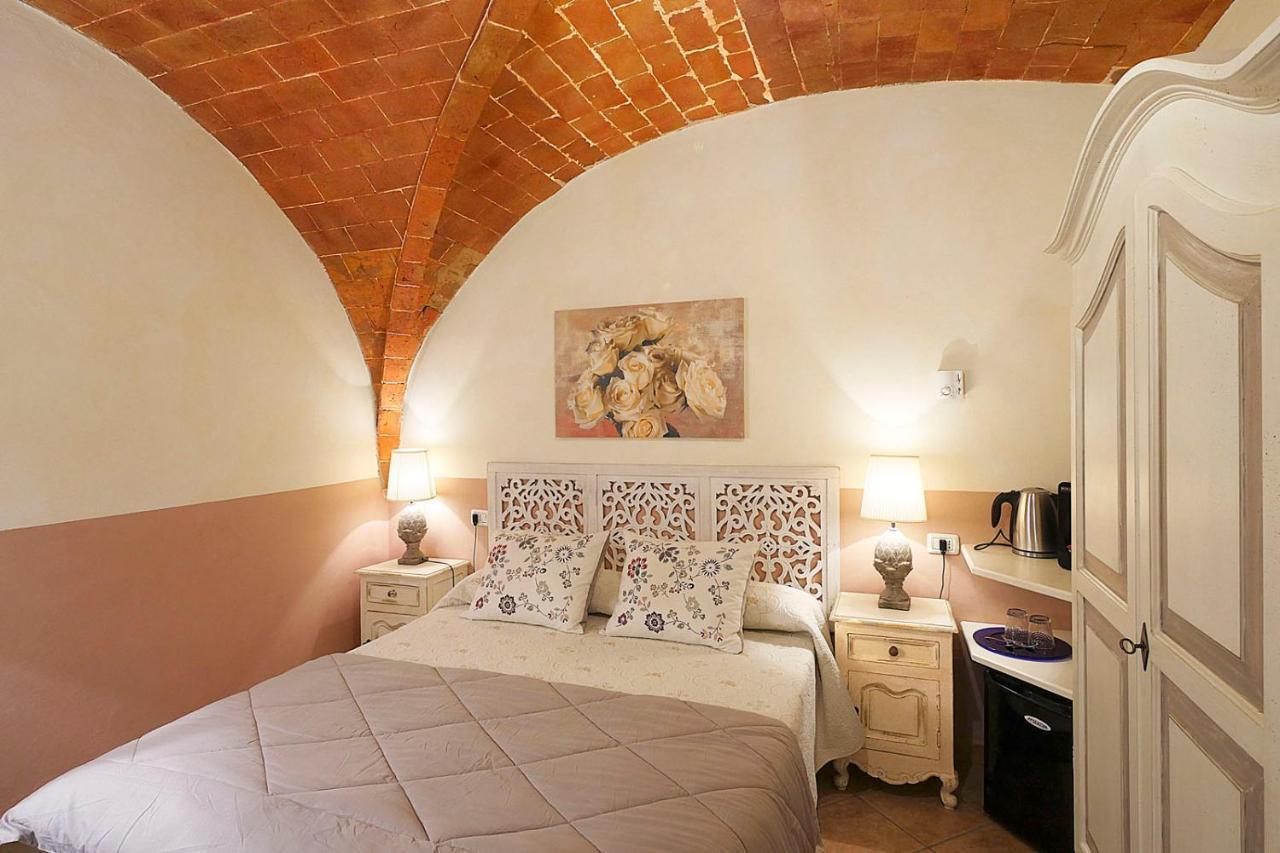 Agriturismo Le Vallette Биббона Экстерьер фото