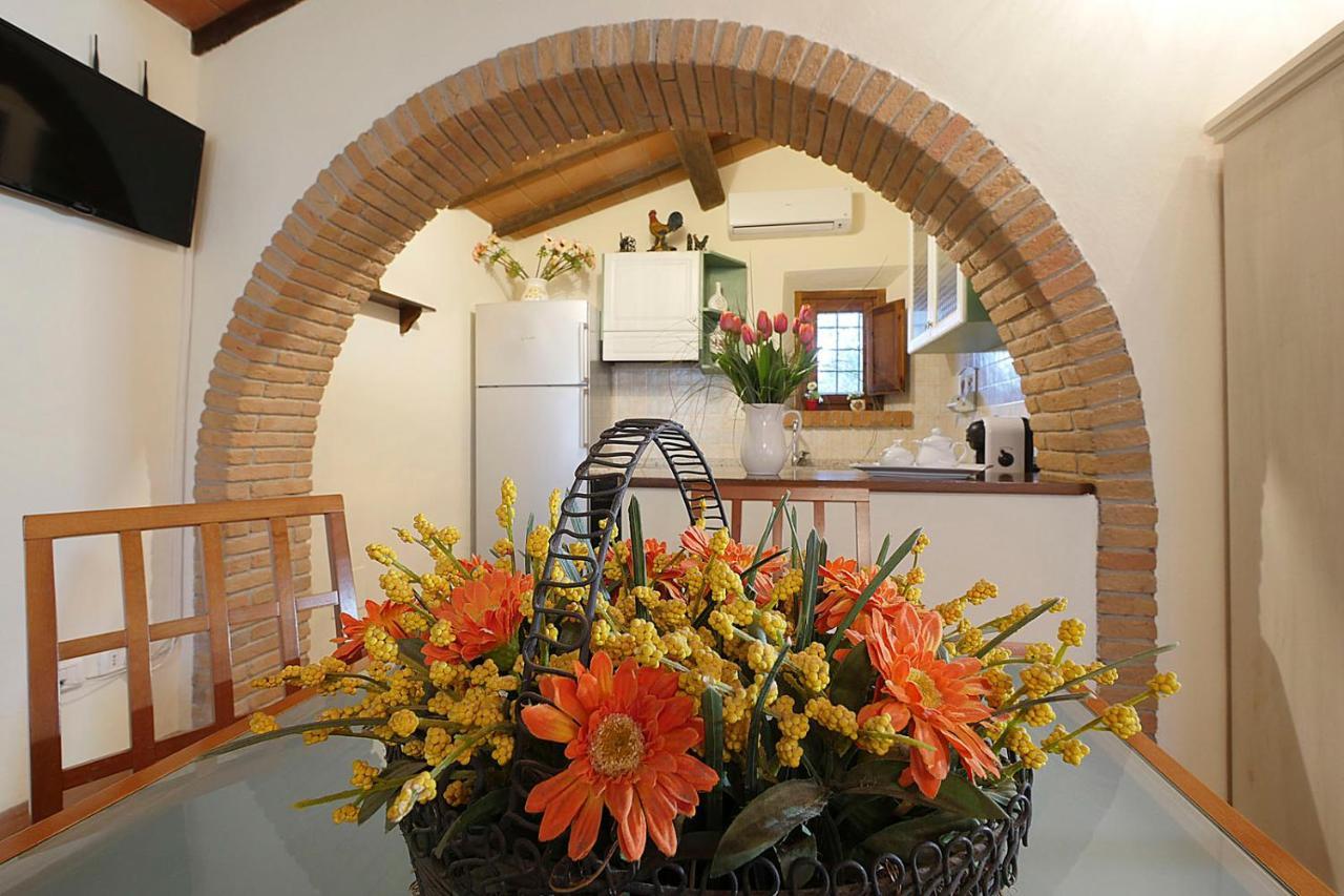 Agriturismo Le Vallette Биббона Экстерьер фото