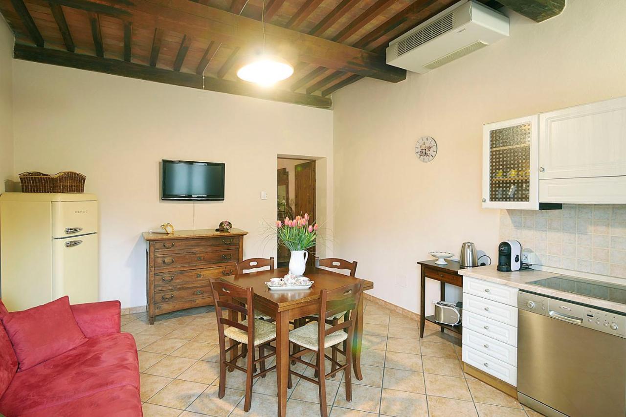 Agriturismo Le Vallette Биббона Экстерьер фото